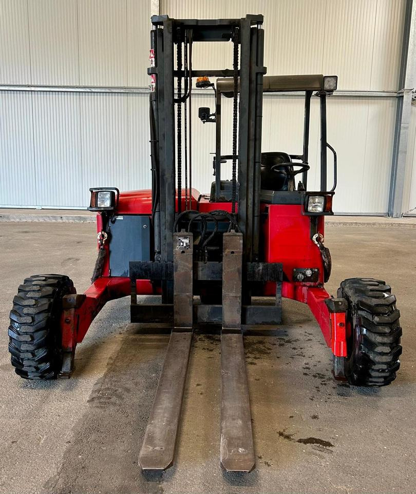 Moffett M4-25.3 + Ausschubzinken + gr. Reifen + 3 mtr. + Turbo - Chariot embarqué: photos 2 Moffett M4-25.3 + Ausschubzinken + gr. Reifen + 3 mtr. + Turbo - Chariot embarqué: photos 2