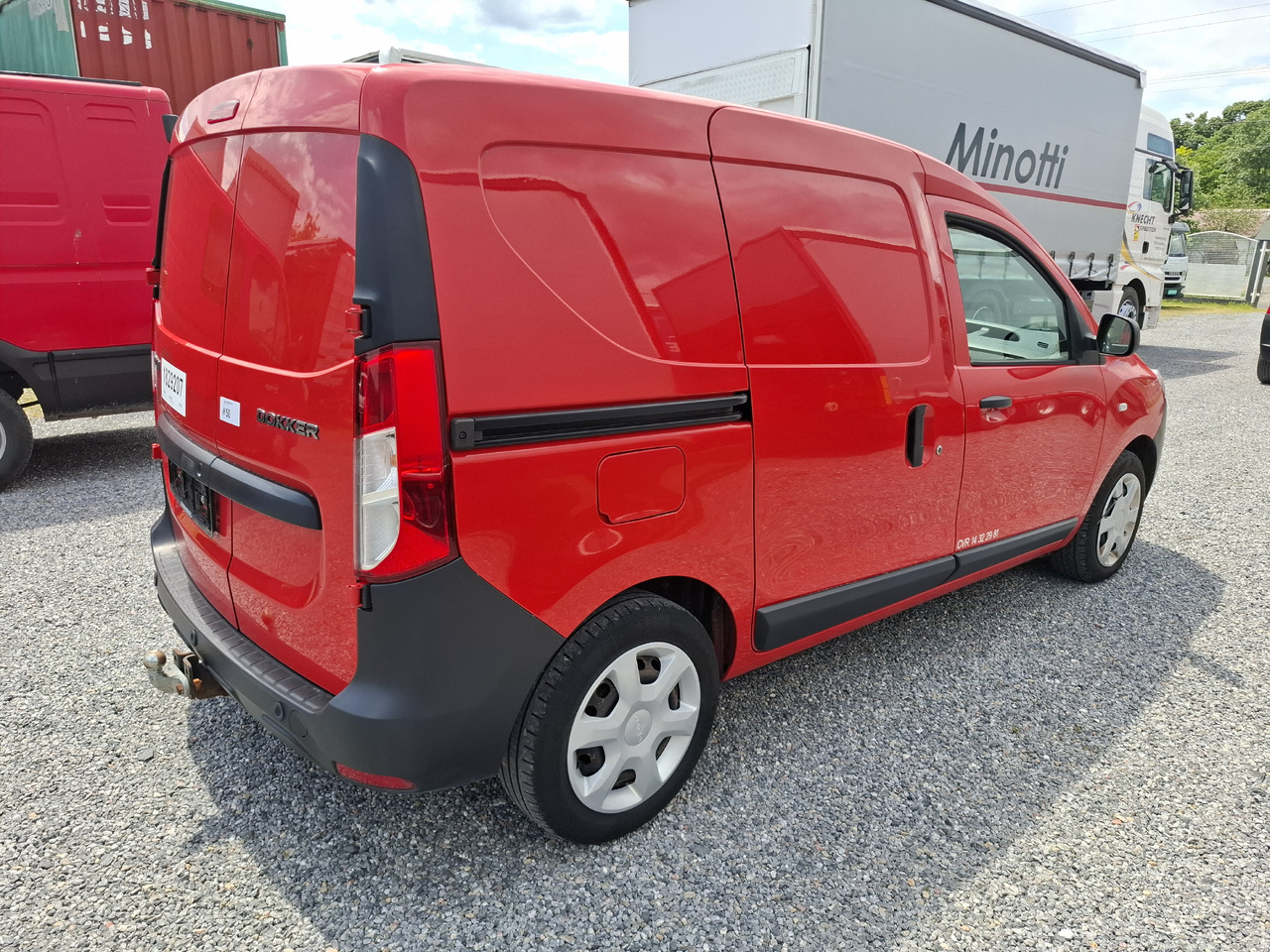 DACIA Dokker 1.5 DCI - Fourgon grand volume: photos 4 DACIA Dokker 1.5 DCI - Fourgon grand volume: photos 4