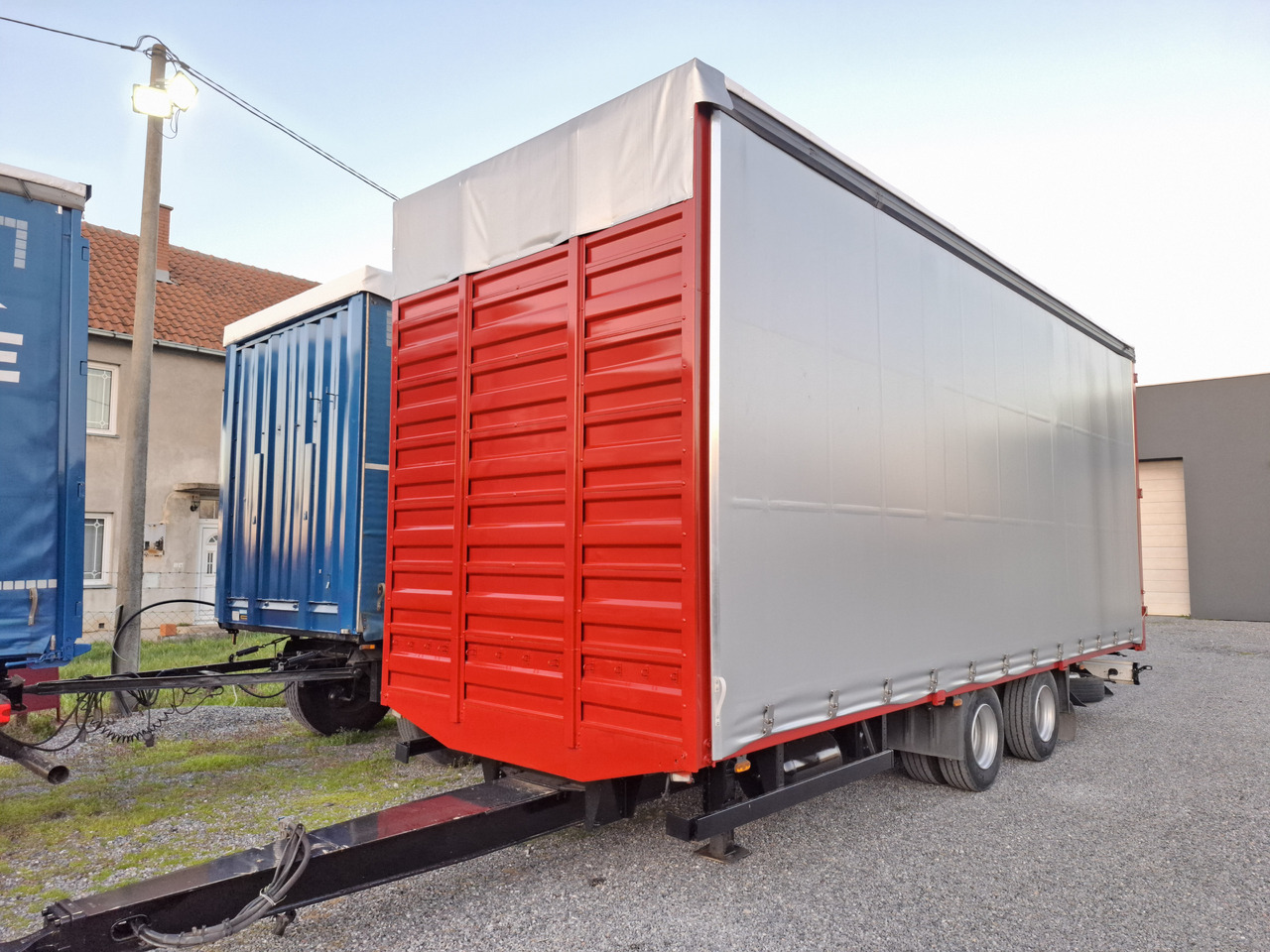 Camion à rideaux coulissants MAN TGX 26.440 E6 + SCHMITZ: photos 47