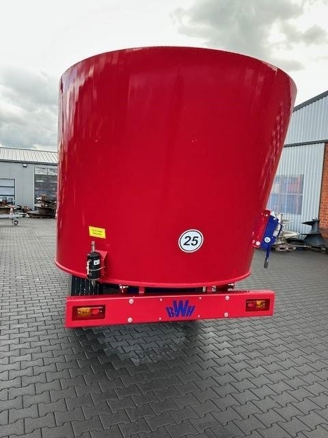 Mayer Siloking Futtermischwagen 20-30cb - Mélangeuse: photos 4 Mayer Siloking Futtermischwagen 20-30cb - Mélangeuse: photos 4