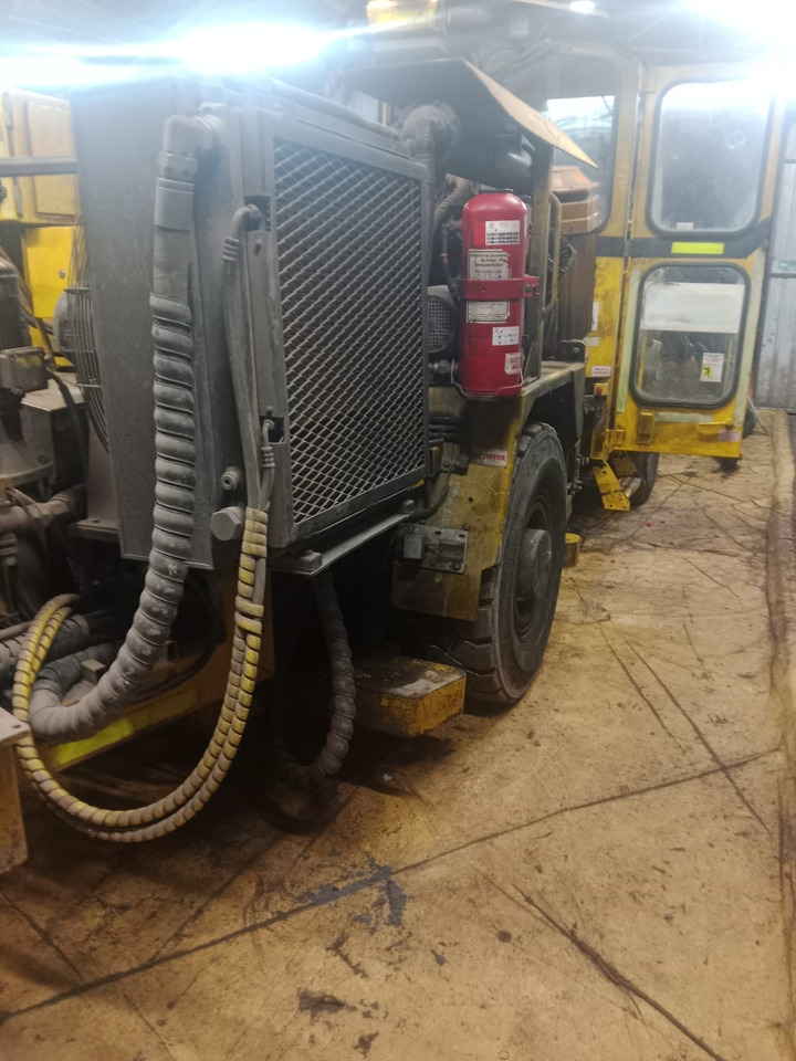 Machine d'exploitation minière EPIROC BOOMER 282S: photos 22 Machine d'exploitation minière EPIROC BOOMER 282S: photos 22