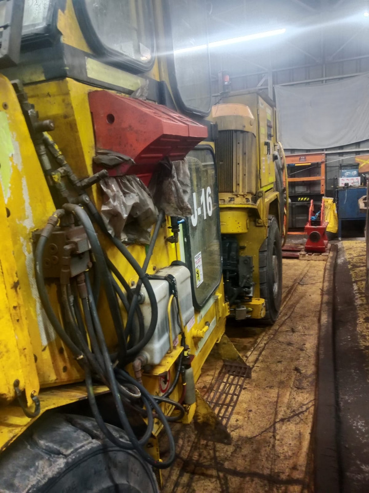 Machine d'exploitation minière EPIROC BOOMER 282S: photos 24 Machine d'exploitation minière EPIROC BOOMER 282S: photos 24