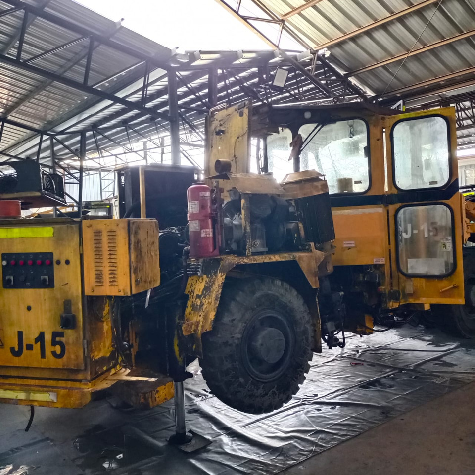 Machine d'exploitation minière EPIROC BOOMER 282S: photos 9 Machine d'exploitation minière EPIROC BOOMER 282S: photos 9