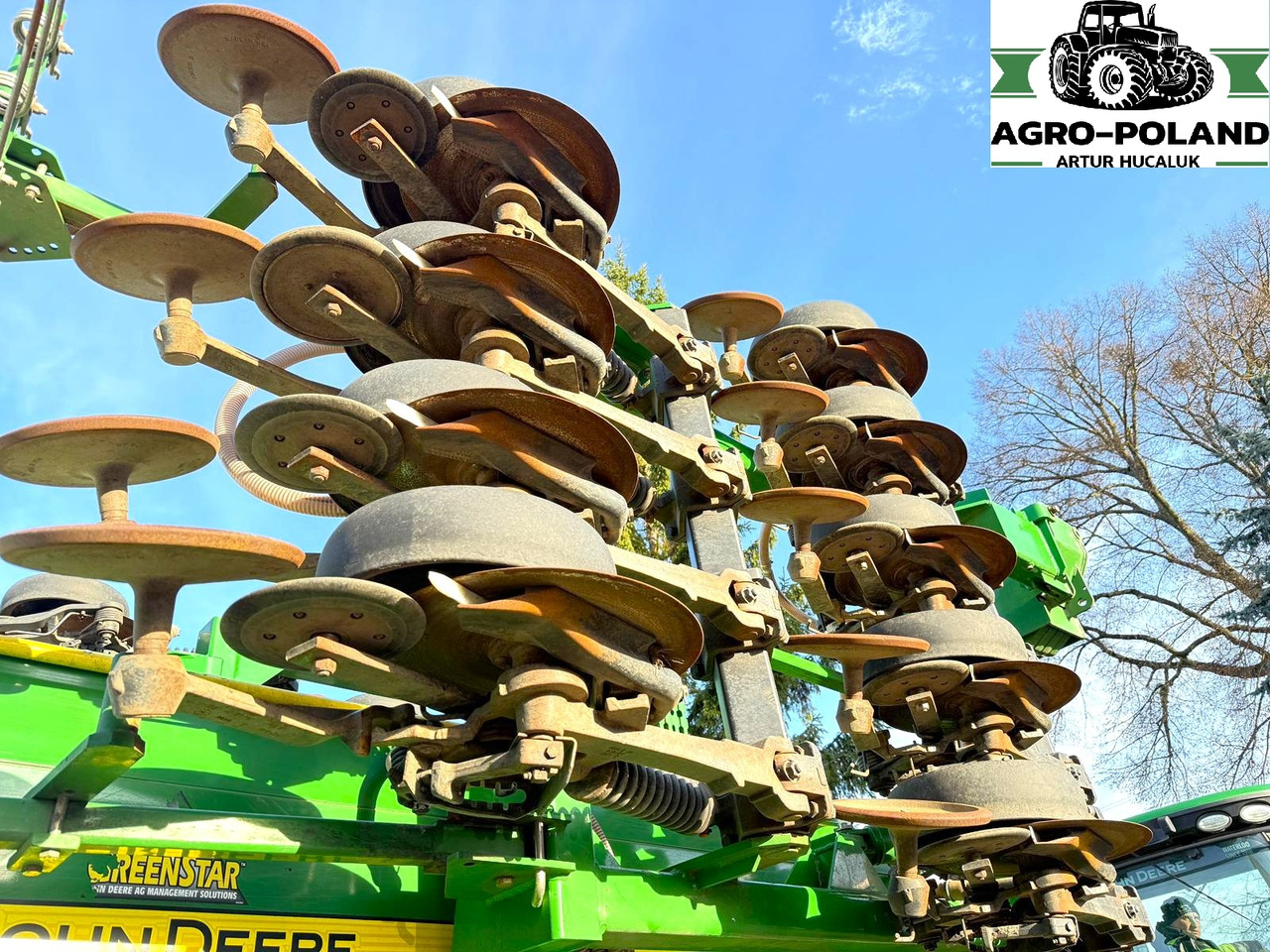 JOHN DEERE 750A - 2017 ROK - 6 M - 2649 H - GREENSTAR/ISOBUS - NOWSZY MODEL - Semoir: photos 4 JOHN DEERE 750A - 2017 ROK - 6 M - 2649 H - GREENSTAR/ISOBUS - NOWSZY MODEL - Semoir: photos 4
