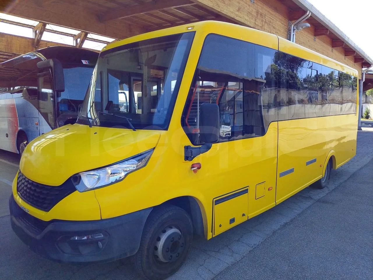 Iveco Indcar - Bus scolaire: photos 4 Iveco Indcar - Bus scolaire: photos 4