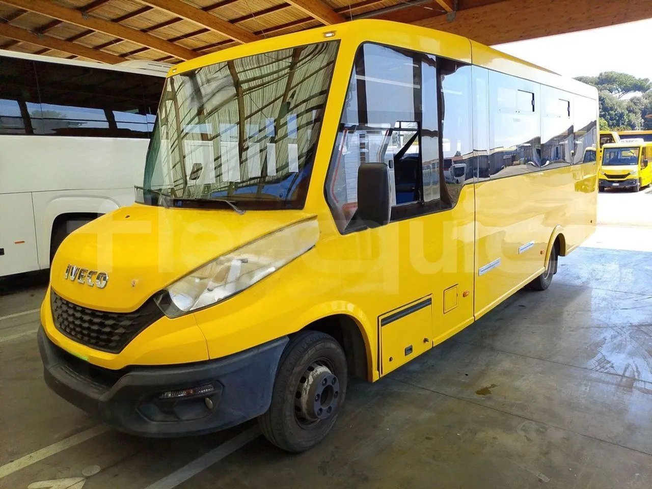 Iveco Indcar - Bus scolaire: photos 4 Iveco Indcar - Bus scolaire: photos 4