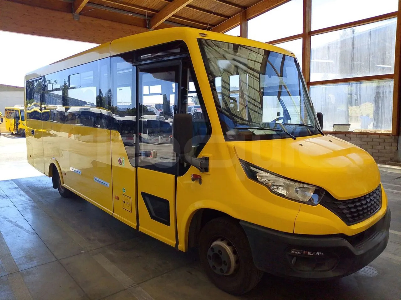 Iveco Indcar - Bus scolaire: photos 1 Iveco Indcar - Bus scolaire: photos 1