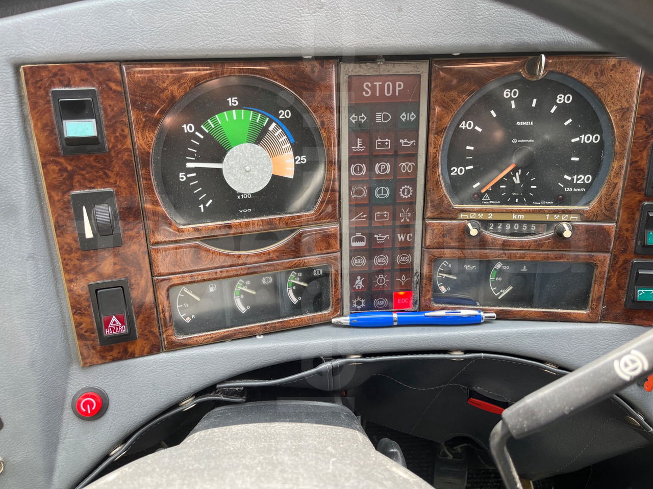 Man 18 460 - Autocar: photos 3 Man 18 460 - Autocar: photos 3