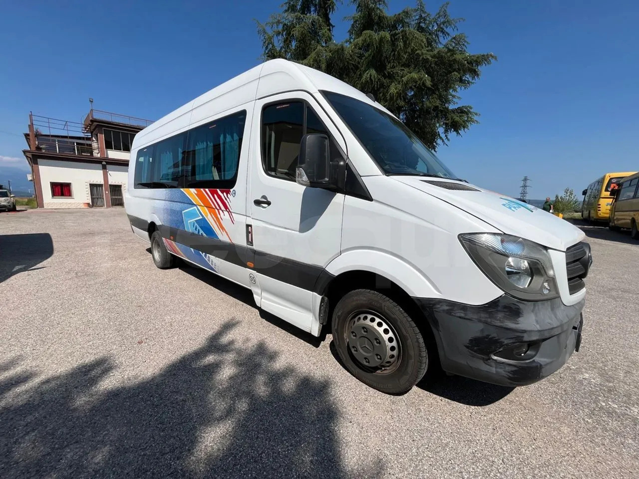 Mercedes-Benz MB906 - Bus interurbain: photos 1 Mercedes-Benz MB906 - Bus interurbain: photos 1