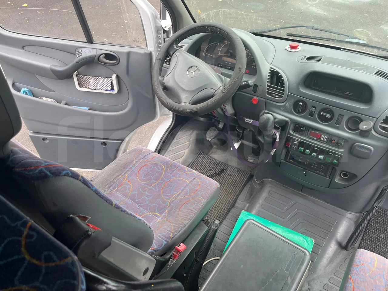 Bus interurbain Mercedes-Benz Sprinter: photos 19 Bus interurbain Mercedes-Benz Sprinter: photos 19