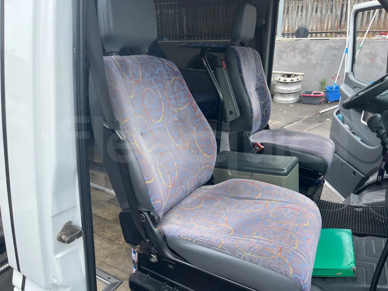 Bus interurbain Mercedes-Benz Sprinter: photos 18 Bus interurbain Mercedes-Benz Sprinter: photos 18