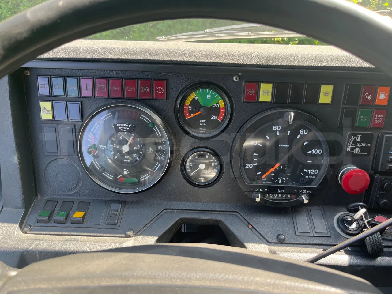 Setra S210 - Autocar: photos 3 Setra S210 - Autocar: photos 3