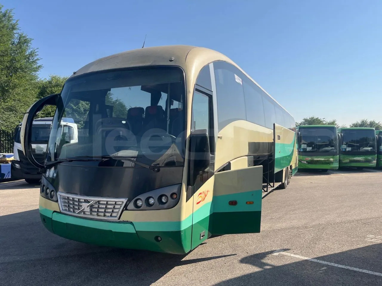 Volvo B12B - Autocar: photos 4 Volvo B12B - Autocar: photos 4