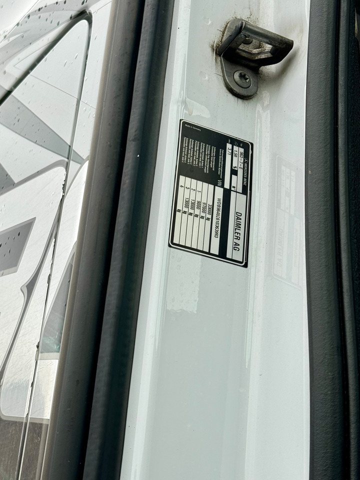 Mercedes Arocs 3358 L 6x4 Radstand 4500 Arocs 3358 L 6x4 Blatt-Luft Gefedert - Camion grumier: photos 5 Mercedes Arocs 3358 L 6x4 Radstand 4500 Arocs 3358 L 6x4 Blatt-Luft Gefedert - Camion grumier: photos 5