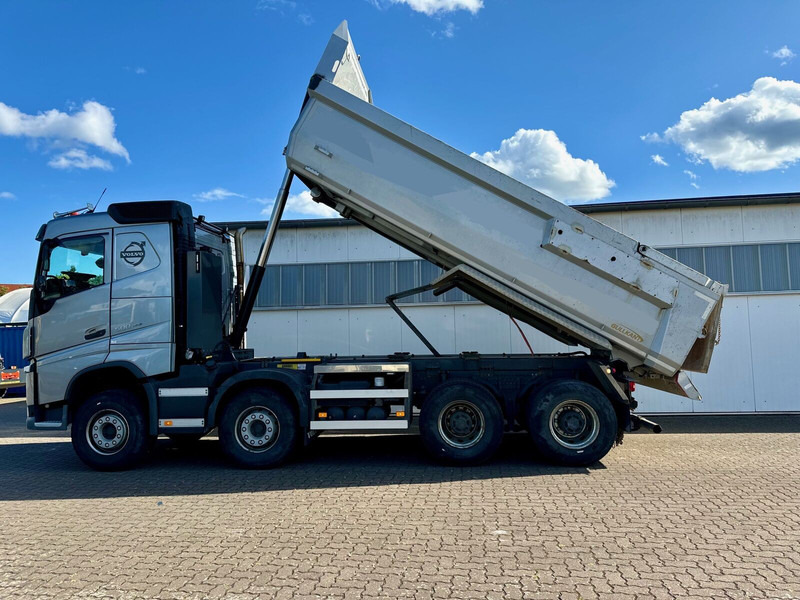 Volvo FH-500 8x4 Retarder Hinterkipper Hydraulische Heckklappe - Camion benne: photos 5 Volvo FH-500 8x4 Retarder Hinterkipper Hydraulische Heckklappe - Camion benne: photos 5