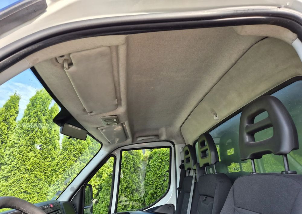 Utilitaire plateau Iveco 35C15 3.0 150KM, Burto-Plandeka: photos 11 Utilitaire plateau Iveco 35C15 3.0 150KM, Burto-Plandeka: photos 11