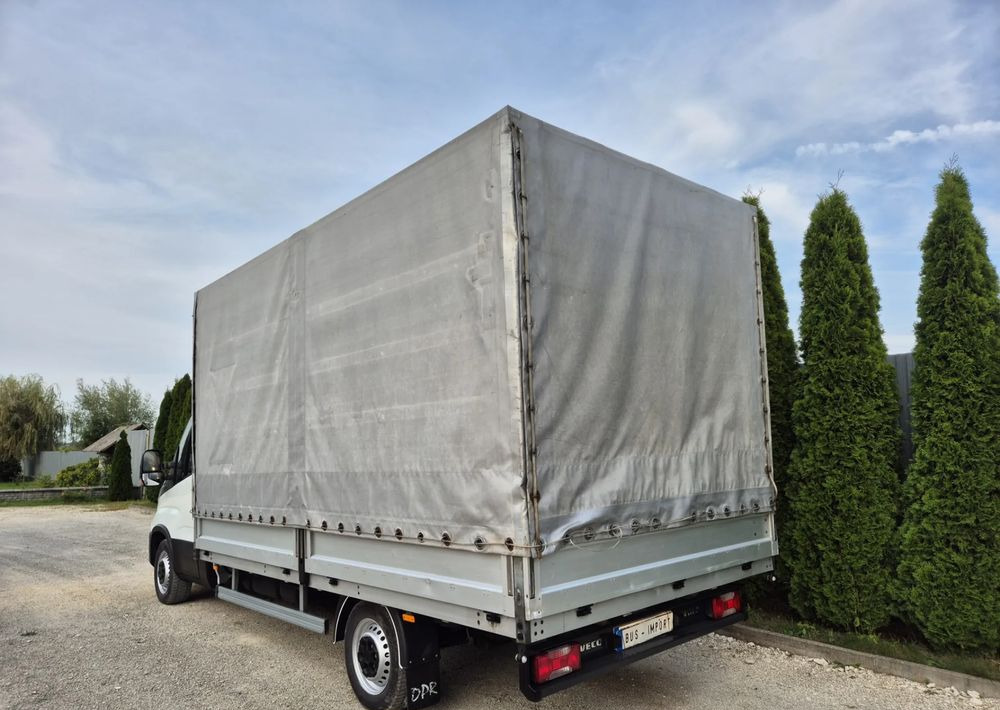 Iveco 35s14 140KM - Utilitaire rideaux coulissants (PLSC): photos 3 Iveco 35s14 140KM - Utilitaire rideaux coulissants (PLSC): photos 3