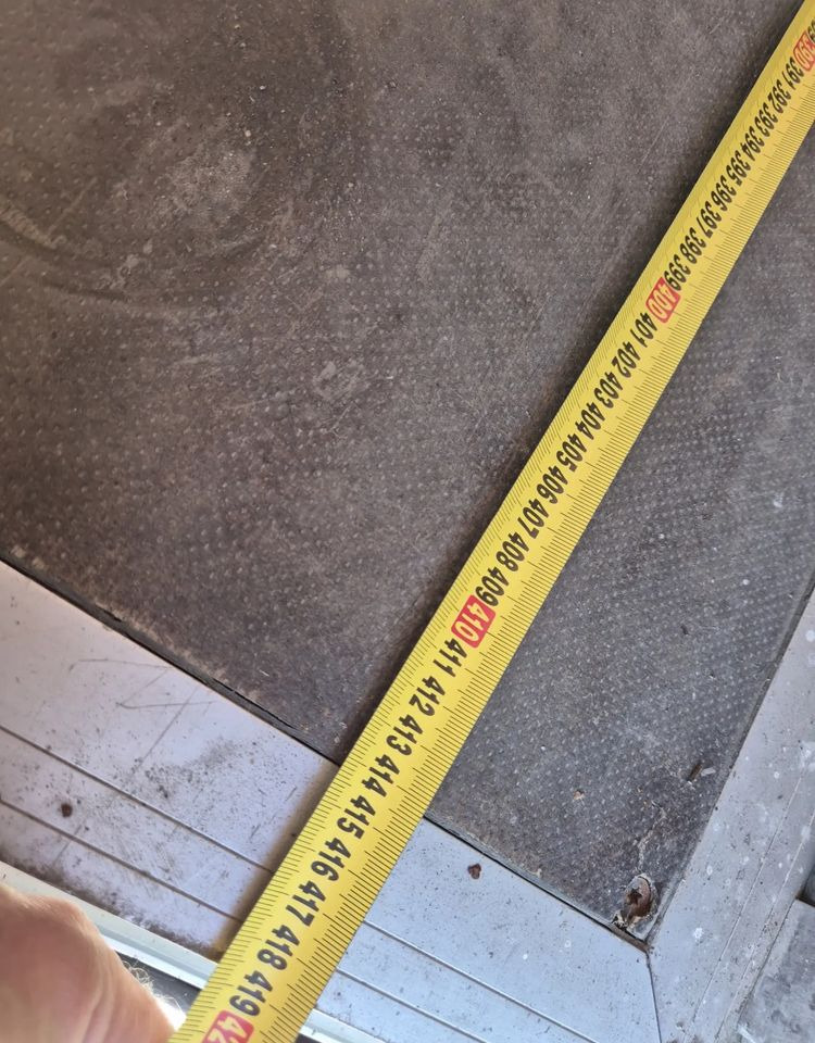 Utilitaire plateau Iveco Iveco 35c14 2.3 140KM Plandeka: photos 17 Utilitaire plateau Iveco Iveco 35c14 2.3 140KM Plandeka: photos 17