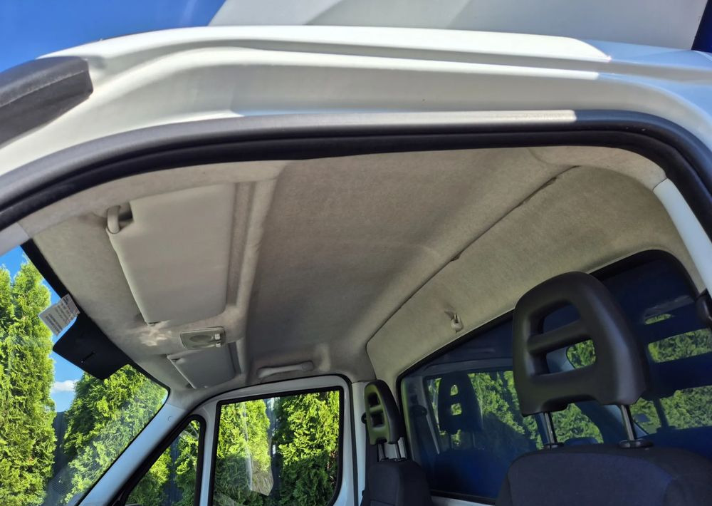 Utilitaire plateau Iveco Iveco 35c14 2.3 140KM Plandeka: photos 13 Utilitaire plateau Iveco Iveco 35c14 2.3 140KM Plandeka: photos 13