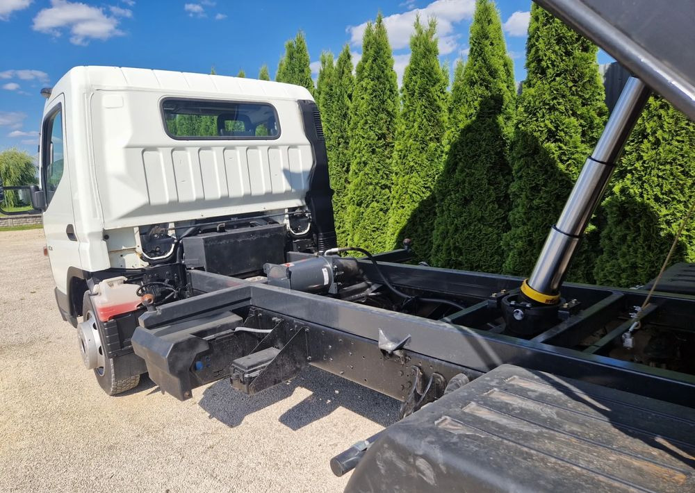 Mitsubishi Canter 7c15 3.0 150KM - Utilitaire benne: photos 5 Mitsubishi Canter 7c15 3.0 150KM - Utilitaire benne: photos 5