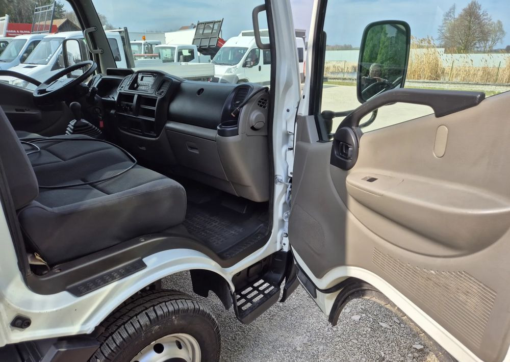 Nissan Cabstar 35.14 2.5 140KM Wywrotka, NT400 - Utilitaire benne: photos 5 Nissan Cabstar 35.14 2.5 140KM Wywrotka, NT400 - Utilitaire benne: photos 5
