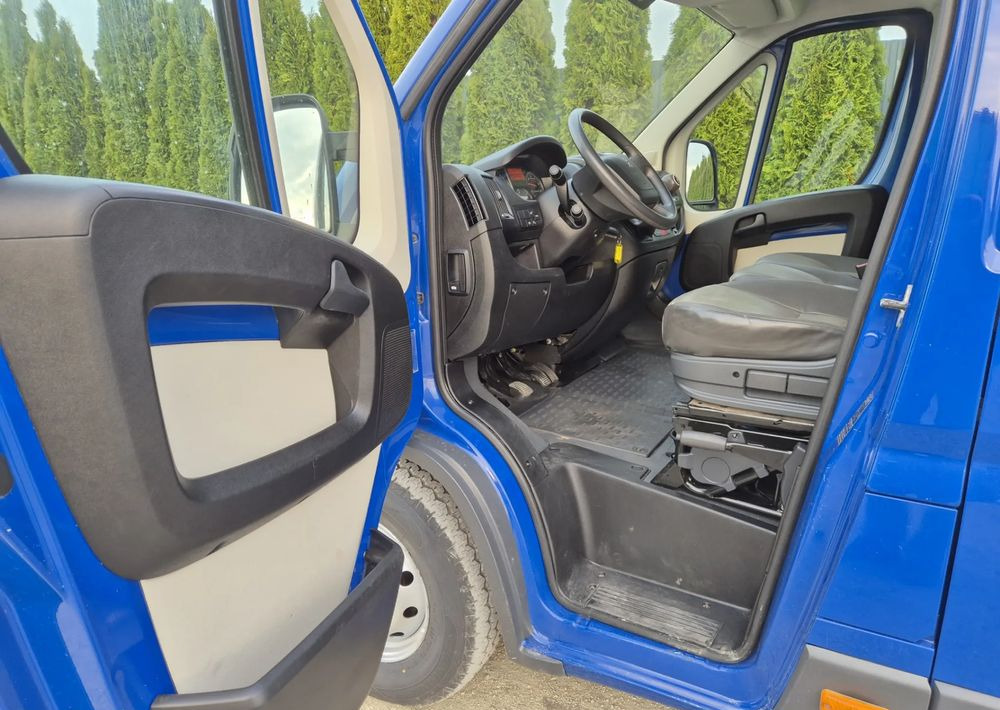 Peugeot Boxer 2.2 150KM brygadówka Maxi wzmocniony koła 16 cali Dubel - Utilitaire double cabine: photos 5 Peugeot Boxer 2.2 150KM brygadówka Maxi wzmocniony koła 16 cali Dubel - Utilitaire double cabine: photos 5