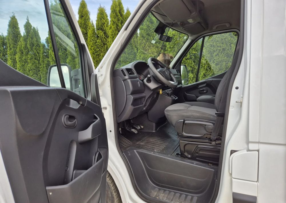 Renault 2.3 Plandeka Burto-Firanka 10 palet - Utilitaire plateau: photos 5 Renault 2.3 Plandeka Burto-Firanka 10 palet - Utilitaire plateau: photos 5