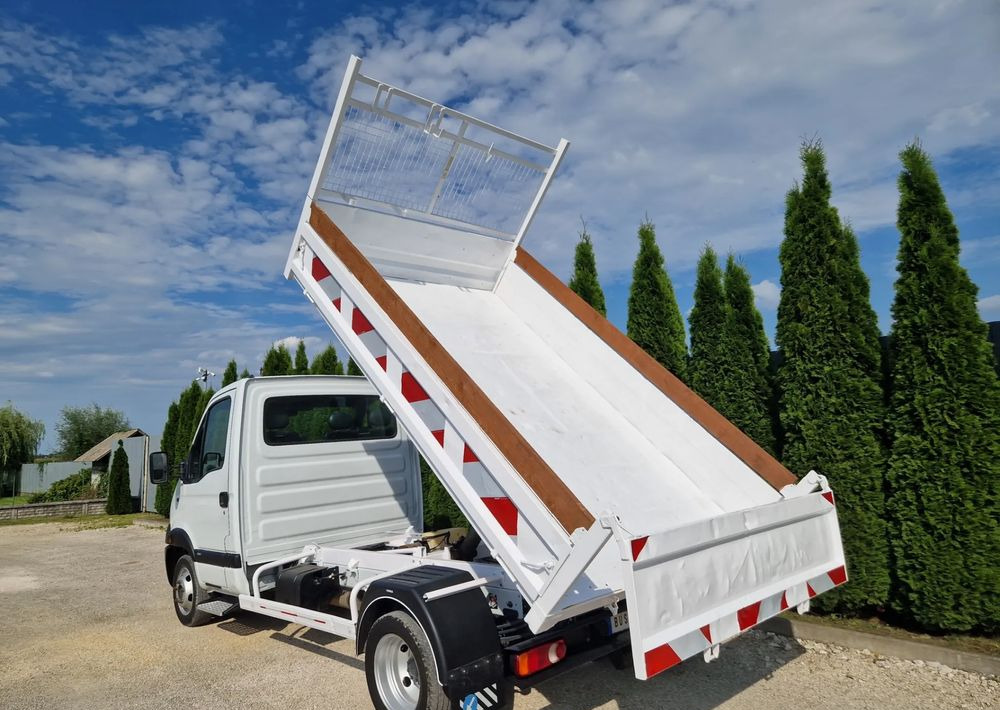 Renault Mascott 3.0 DXI - Utilitaire benne: photos 3 Renault Mascott 3.0 DXI - Utilitaire benne: photos 3