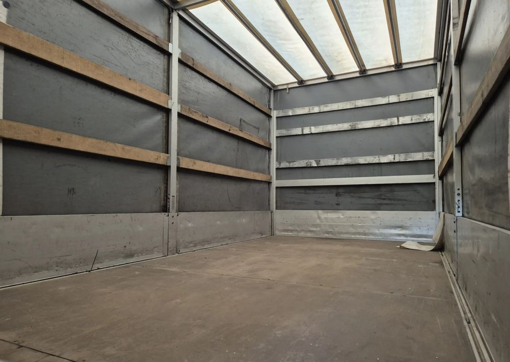 Renault Master 2.3 Plandeka 10 palet Bliźniaki - Utilitaire plateau: photos 5 Renault Master 2.3 Plandeka 10 palet Bliźniaki - Utilitaire plateau: photos 5