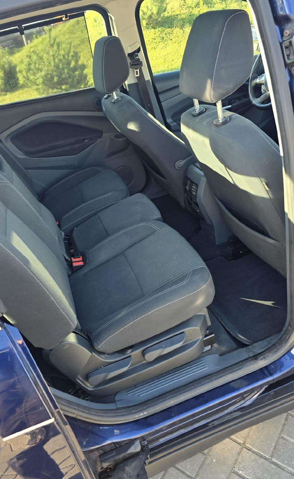 Voiture Ford C-MAX: photos 14 Voiture Ford C-MAX: photos 14