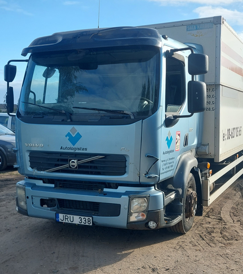 VOLVO FL280 - Camion fourgon: photos 2 VOLVO FL280 - Camion fourgon: photos 2