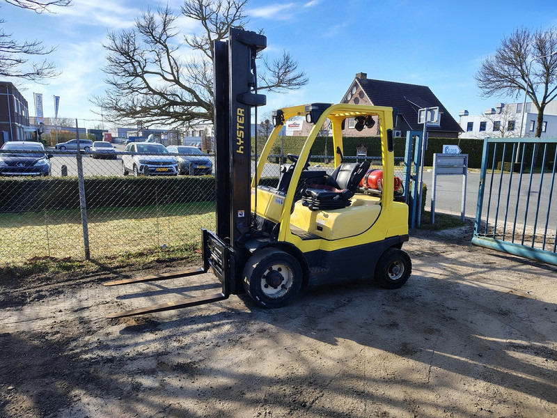 Hyster H2.0 - Chariot élévateur à gaz: photos 1 Hyster H2.0 - Chariot élévateur à gaz: photos 1