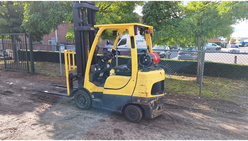 Hyster S3.0ft - Chariot élévateur à gaz: photos 4 Hyster S3.0ft - Chariot élévateur à gaz: photos 4