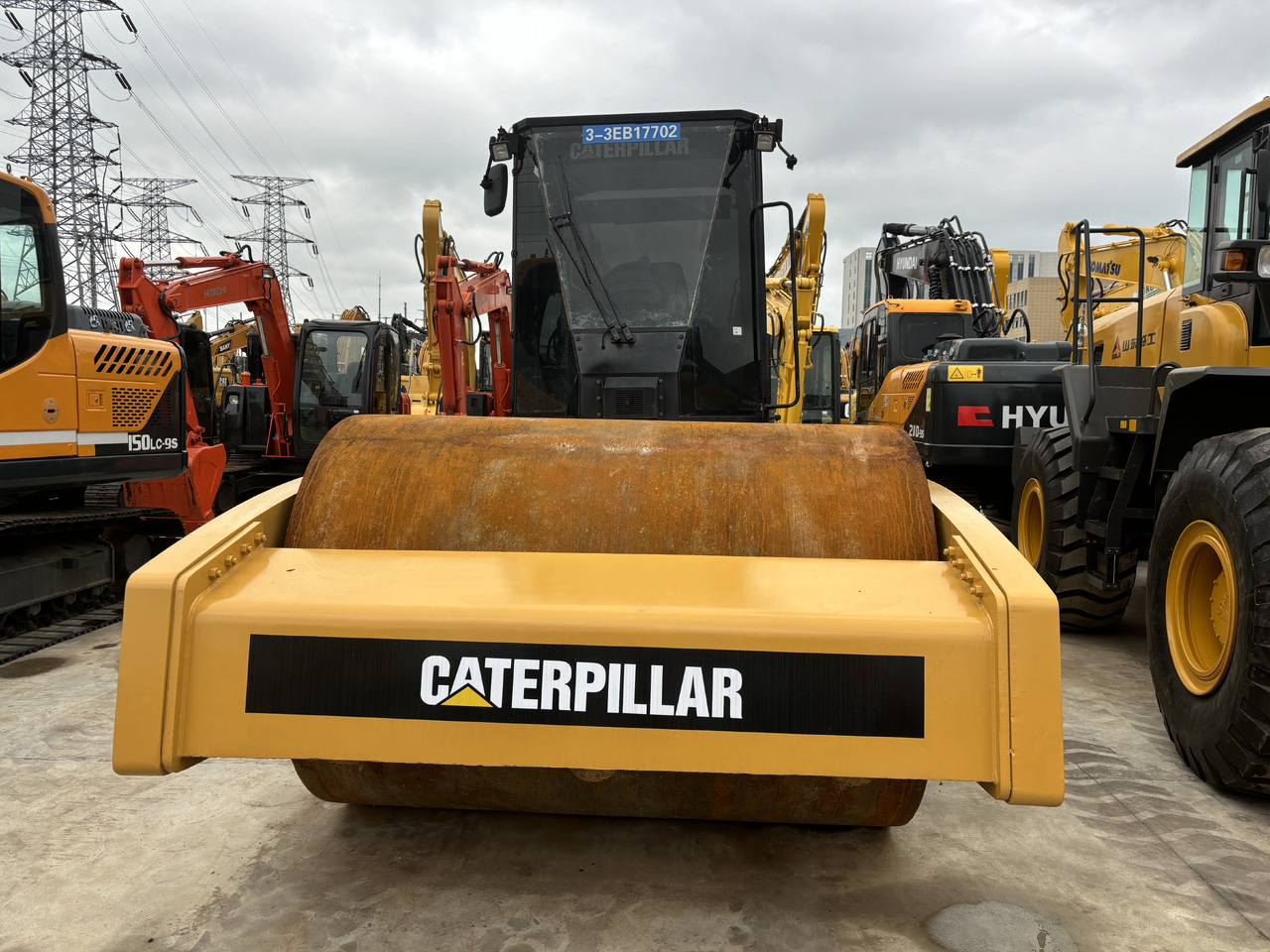 CATERPILLAR CS76 - Rouleau compresseur: photos 1 CATERPILLAR CS76 - Rouleau compresseur: photos 1
