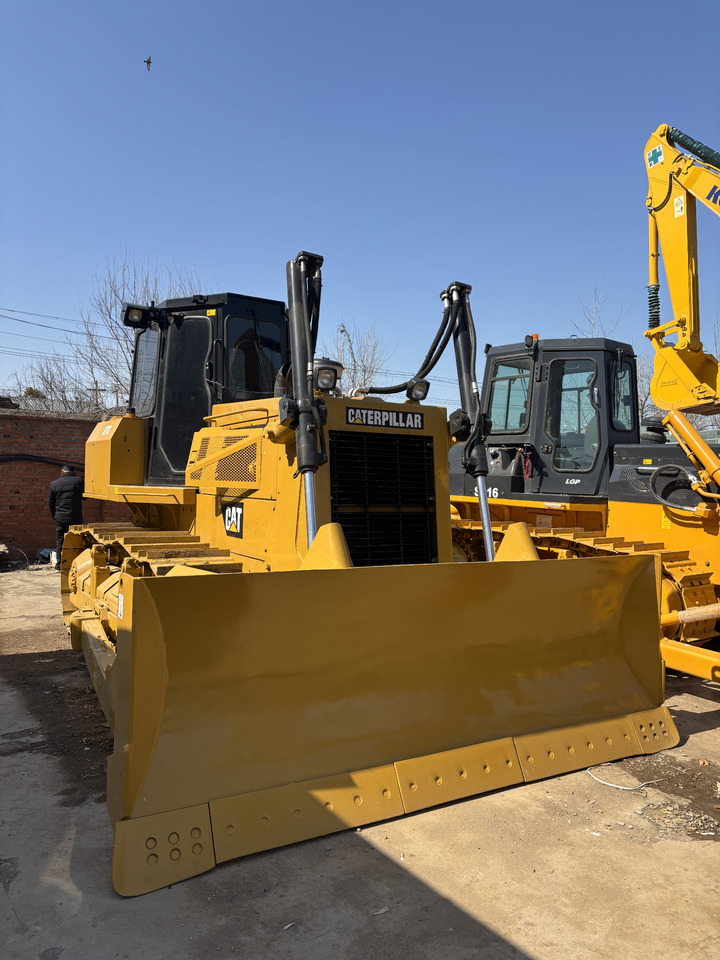 CATERPILLAR D7G USED bulldozer good condition ready to work - Bulldozer: photos 3 CATERPILLAR D7G USED bulldozer good condition ready to work - Bulldozer: photos 3