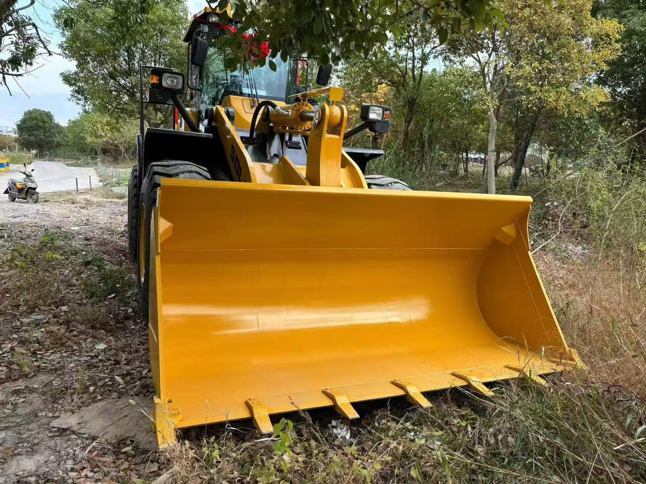 SDLG LG956L front loader 5 ton class china brand - Chargeuse sur pneus: photos 2 SDLG LG956L front loader 5 ton class china brand - Chargeuse sur pneus: photos 2