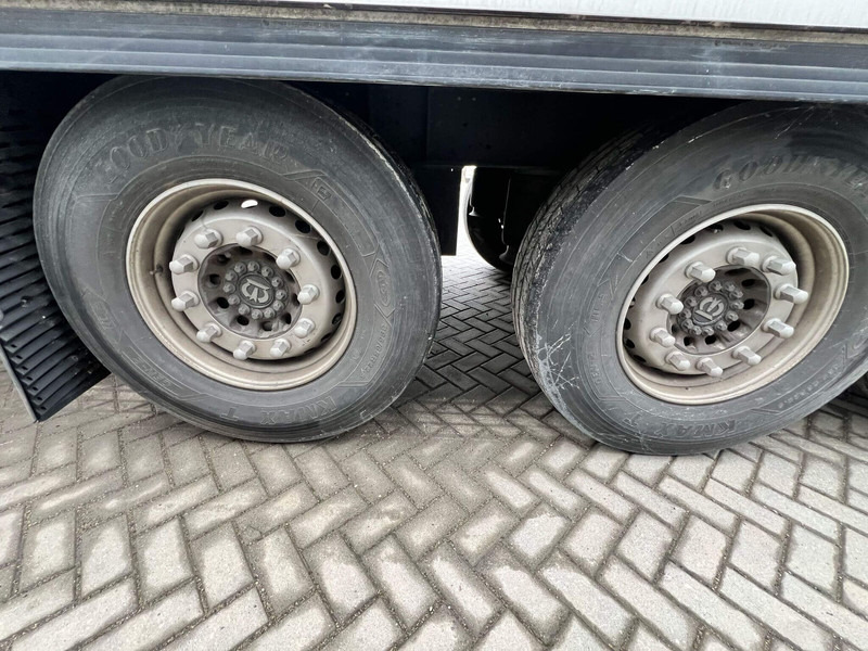 Krone SD CARRIER - Semi-remorque frigorifique: photos 5 Krone SD CARRIER - Semi-remorque frigorifique: photos 5