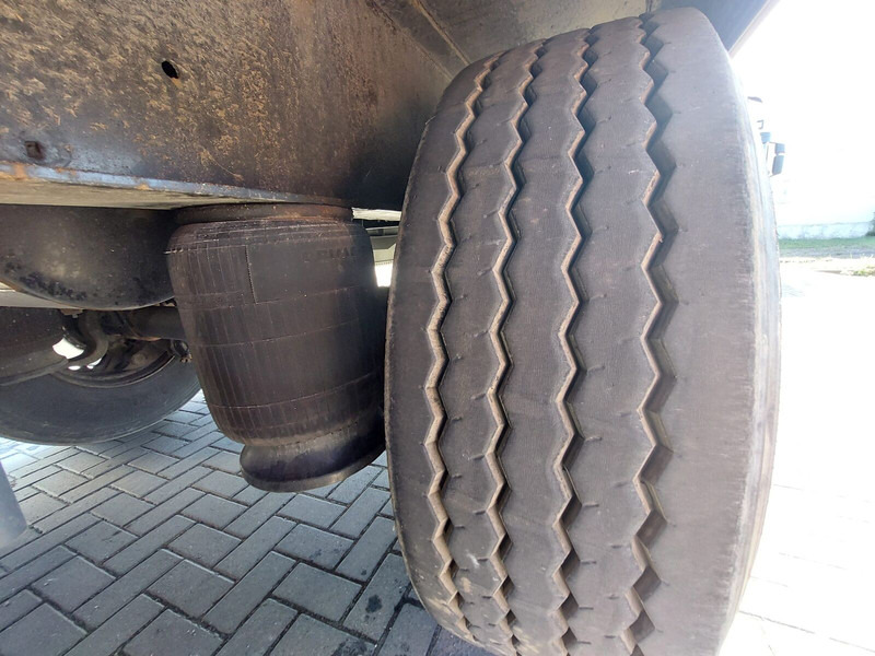 Semi-remorque rideaux coulissants Krone SD: photos 16 Semi-remorque rideaux coulissants Krone SD: photos 16