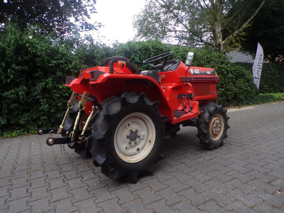 Kleintraktor Kubota B-40 - Micro tracteur: photos 2 Kleintraktor Kubota B-40 - Micro tracteur: photos 2