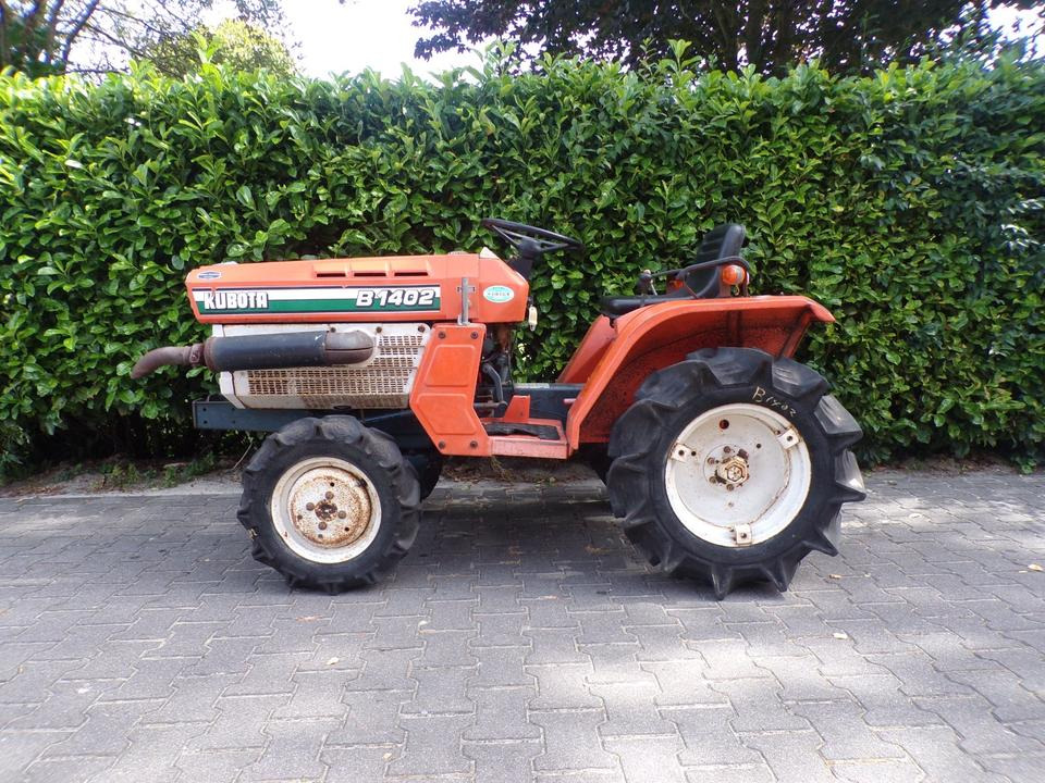 Kleintraktor Kubota B1402 - Micro tracteur: photos 2 Kleintraktor Kubota B1402 - Micro tracteur: photos 2