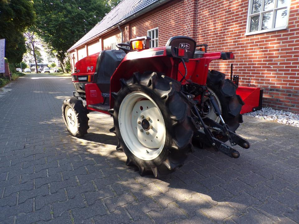 Kleintraktor Yanmar F-7 - Micro tracteur: photos 4 Kleintraktor Yanmar F-7 - Micro tracteur: photos 4