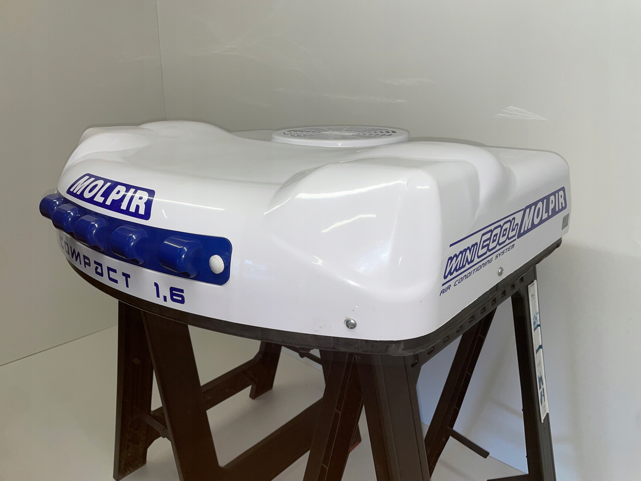 KLIMATYZACJA POSTOJOWA COMPACT 1,6 MOLPIR MAN SCANIA DAF IVECO - NOWA - - Compresseur de climatisation pour Camion: photos 4 KLIMATYZACJA POSTOJOWA COMPACT 1,6 MOLPIR MAN SCANIA DAF IVECO - NOWA - - Compresseur de climatisation pour Camion: photos 4