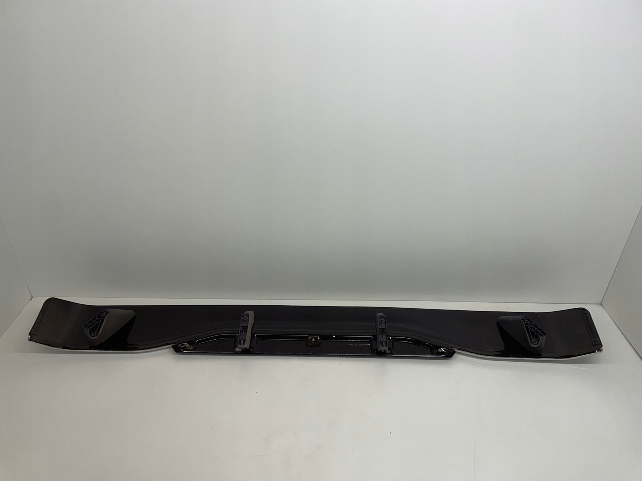 KOMPLETNA ORYGINALNA BLENDA OSŁONA PRZECIWSŁONECZNA MAN TG3 TGX 3 TGX-3 - Pare-soleil pour Camion: photos 4 KOMPLETNA ORYGINALNA BLENDA OSŁONA PRZECIWSŁONECZNA MAN TG3 TGX 3 TGX-3 - Pare-soleil pour Camion: photos 4