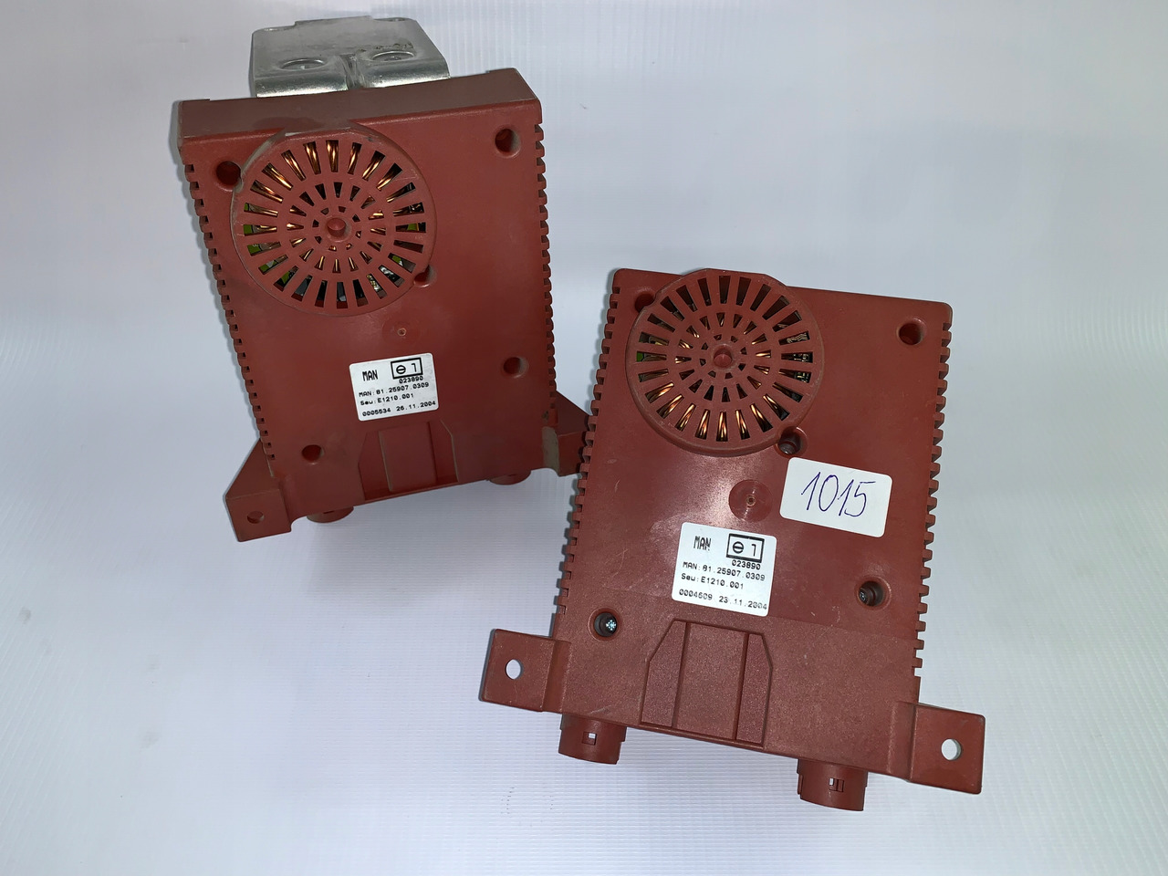 KOMPUTER PRZETWORNICA MAN TGA 81259070309 NR 1015 - Bloc de gestion pour Camion: photos 1 KOMPUTER PRZETWORNICA MAN TGA 81259070309 NR 1015 - Bloc de gestion pour Camion: photos 1