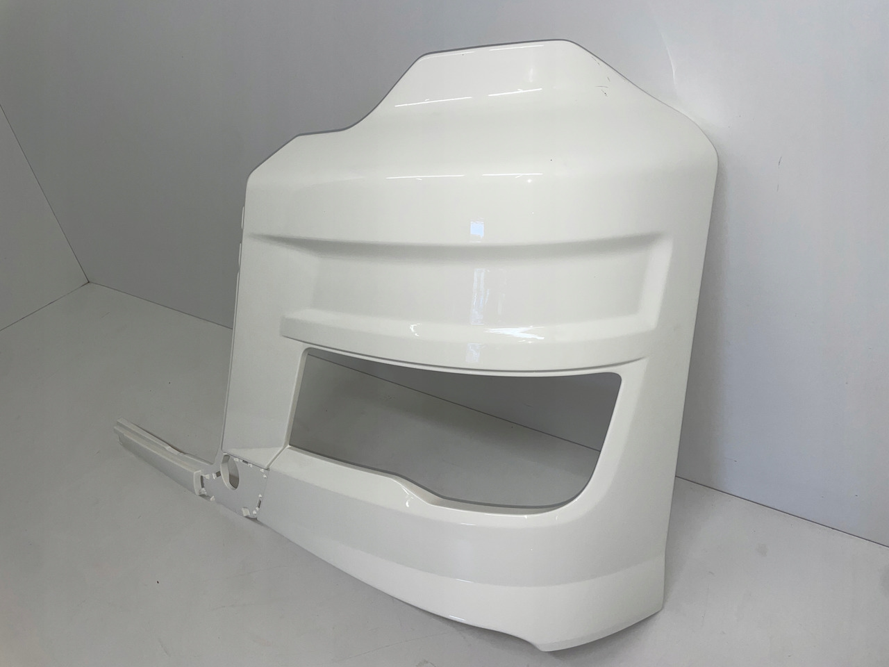 LEWA OSŁONA NA HALOGEN ZDERZAK MAN TG3 TGX 3 81416142277 - Pare-chocs pour Camion: photos 3 LEWA OSŁONA NA HALOGEN ZDERZAK MAN TG3 TGX 3 81416142277 - Pare-chocs pour Camion: photos 3