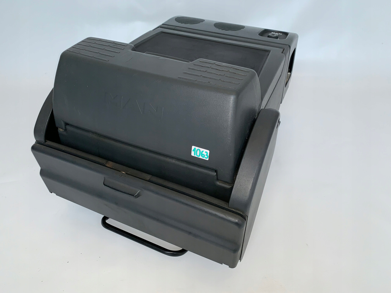 LODÓWKA MAN TGA TGX TGS TGL TGM STOLIK - Cabine et intérieur pour Camion: photos 1 LODÓWKA MAN TGA TGX TGS TGL TGM STOLIK - Cabine et intérieur pour Camion: photos 1