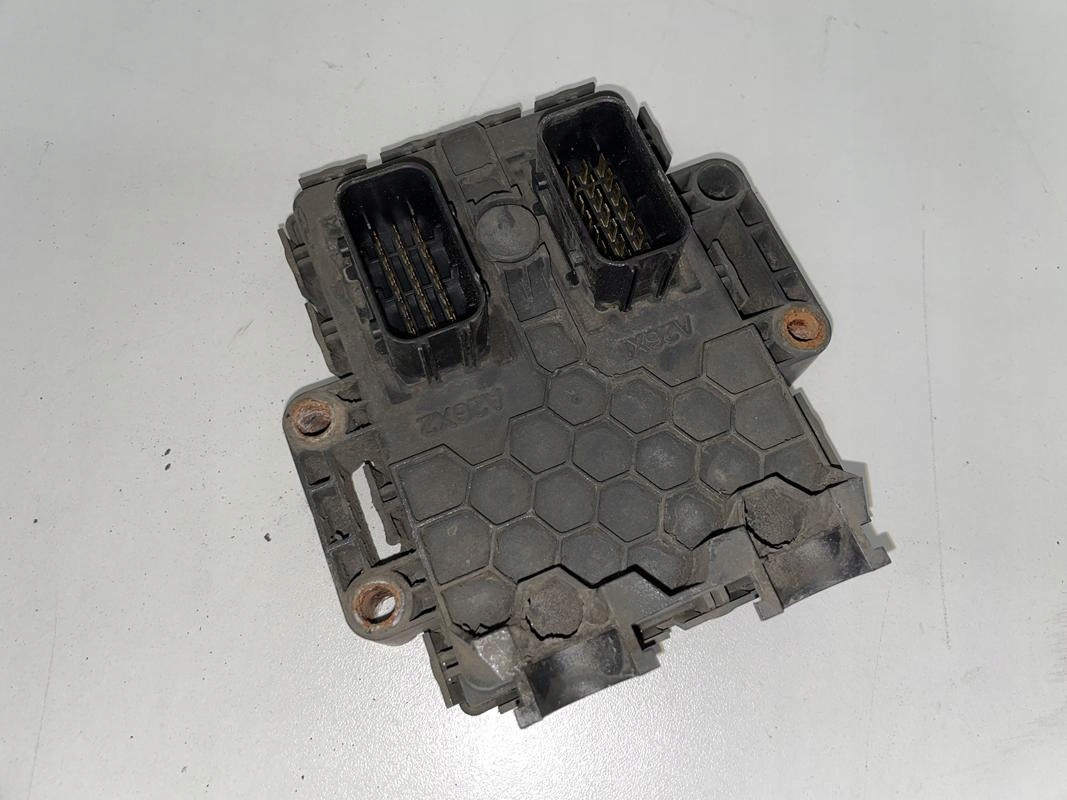 MERCEDES ACTROS MP4 MODUŁ STEROWNIK PODUSZEK CLCS - Bloc de gestion pour Camion: photos 3 MERCEDES ACTROS MP4 MODUŁ STEROWNIK PODUSZEK CLCS - Bloc de gestion pour Camion: photos 3