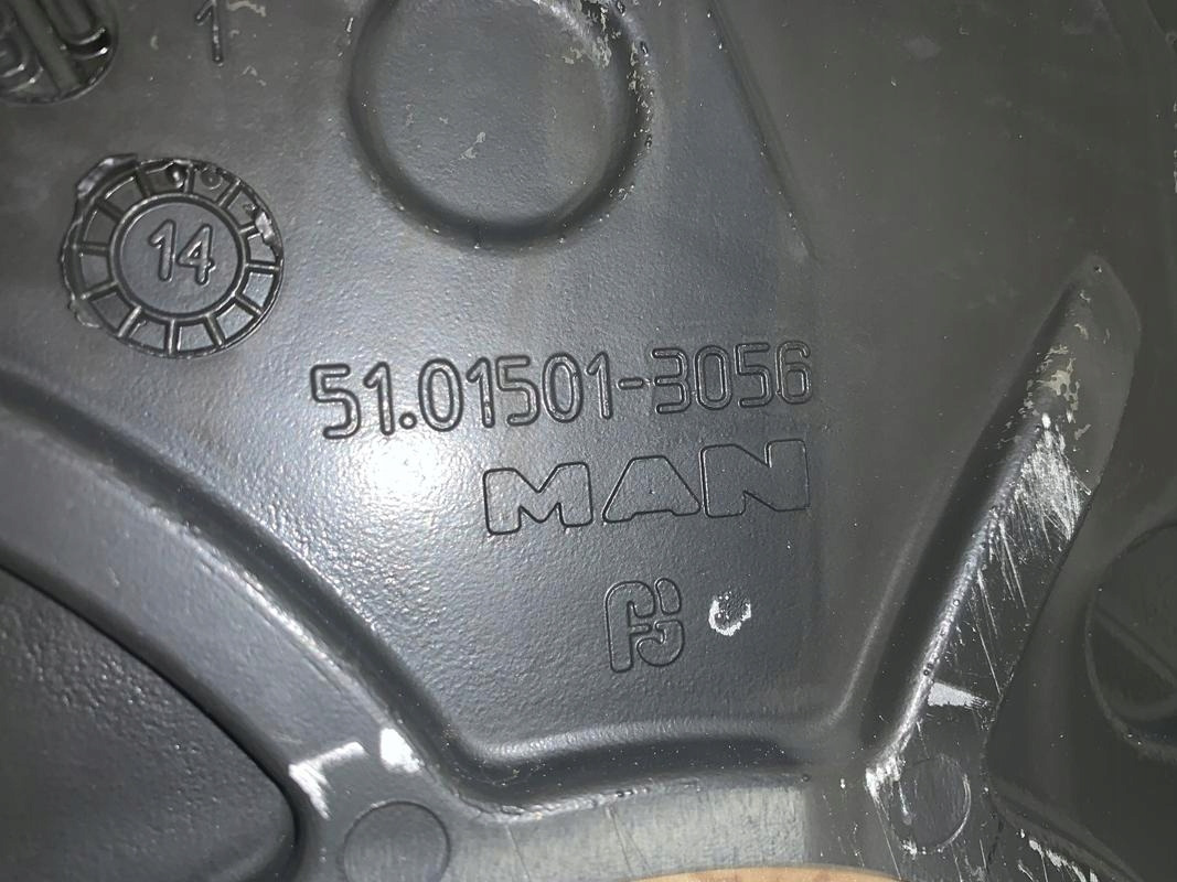 OBUDOWA POKRYWA ROZRZĄDU MAN TGX TGS EURO 6 - Moteur et pièces pour Camion: photos 2 OBUDOWA POKRYWA ROZRZĄDU MAN TGX TGS EURO 6 - Moteur et pièces pour Camion: photos 2