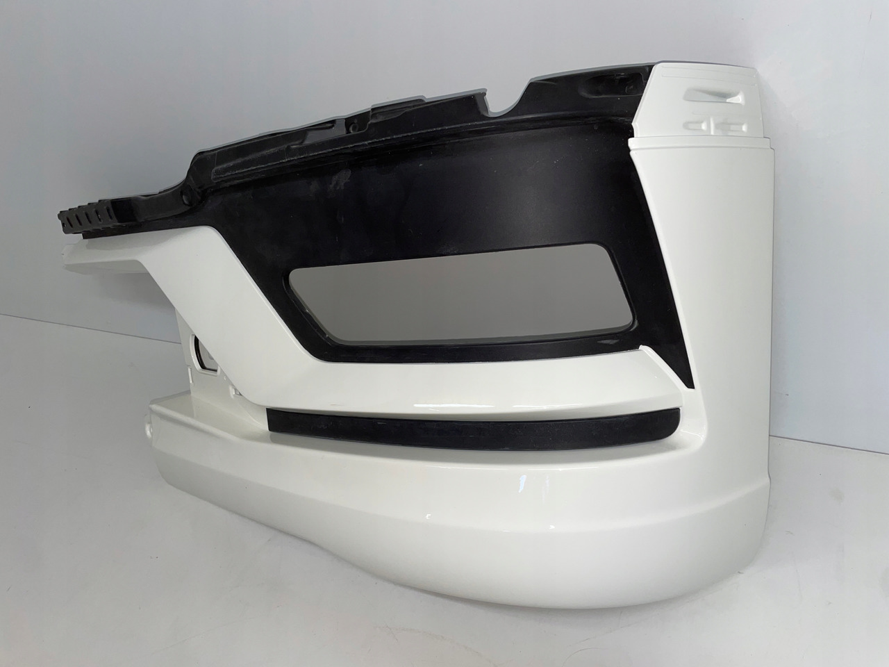 PRAWA OSŁONA NA HALOGEN ZDERZAK MAN TG3 TGX 3 81416142276 - Pare-chocs pour Camion: photos 2 PRAWA OSŁONA NA HALOGEN ZDERZAK MAN TG3 TGX 3 81416142276 - Pare-chocs pour Camion: photos 2