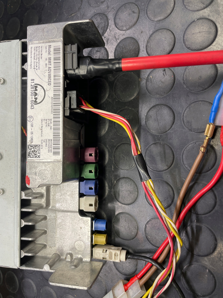 RADIO NAWIGACJA MAN TGS TGX EURO 6 81281006043 - Système de navigation pour Camion: photos 3 RADIO NAWIGACJA MAN TGS TGX EURO 6 81281006043 - Système de navigation pour Camion: photos 3